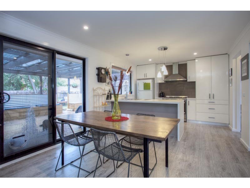 14 Mountainview Way, Gisborne VIC 3437