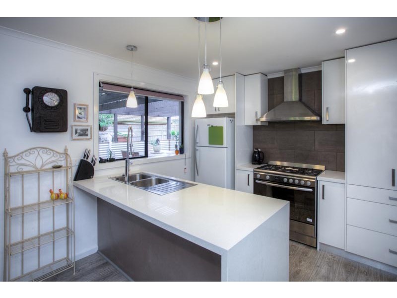 14 Mountainview Way, Gisborne VIC 3437