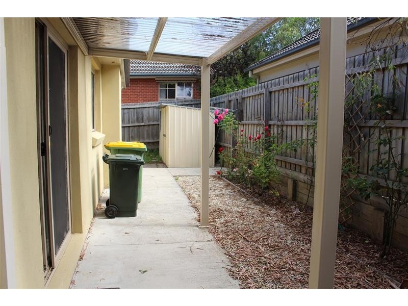1/26 Prince Street, Gisborne VIC 3437