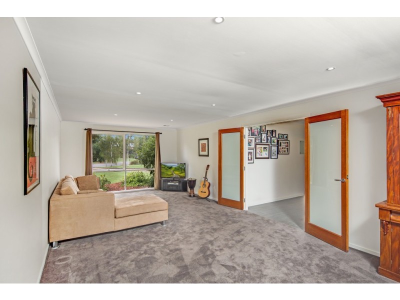 5 Sunrise Court, Gisborne VIC 3437