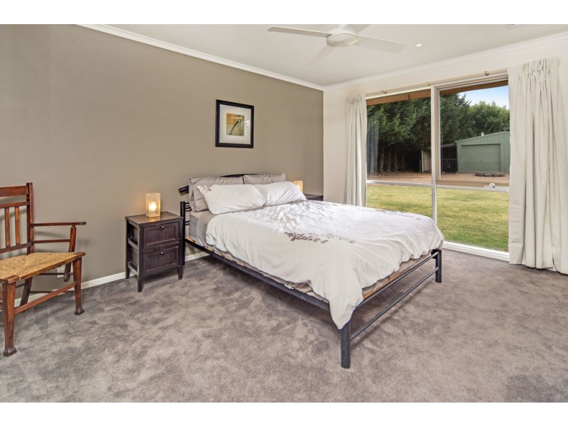 5 Sunrise Court, Gisborne VIC 3437