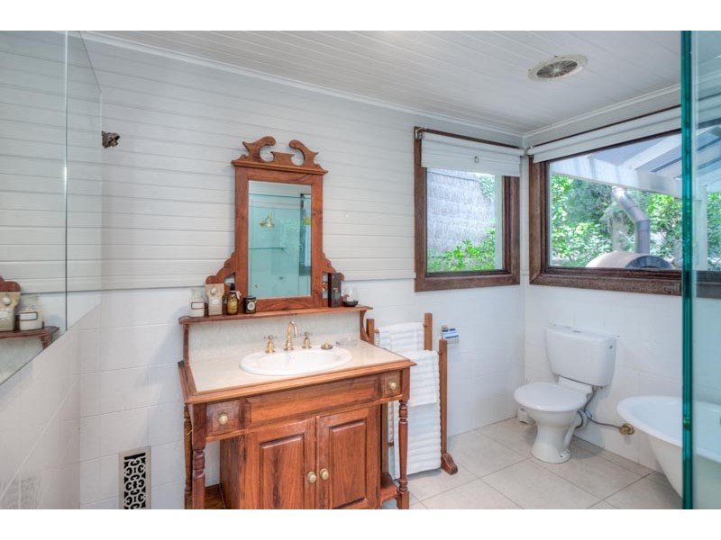 69 Hamilton Street, Gisborne VIC 3437