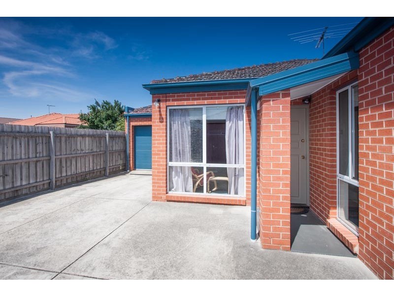 2/144 Cooper Street, Essendon VIC 3040