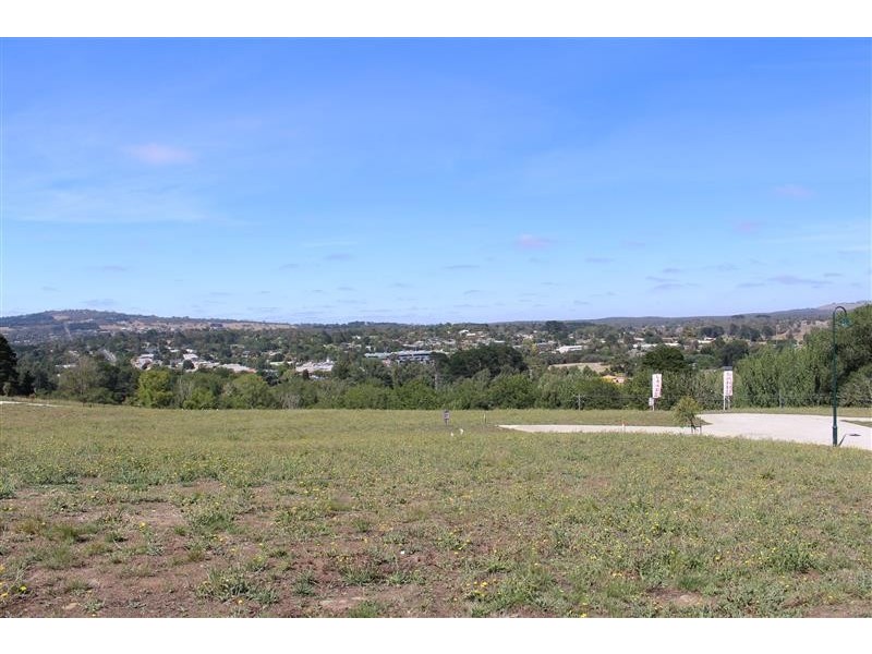 13 The Boomerang, Gisborne VIC 3437