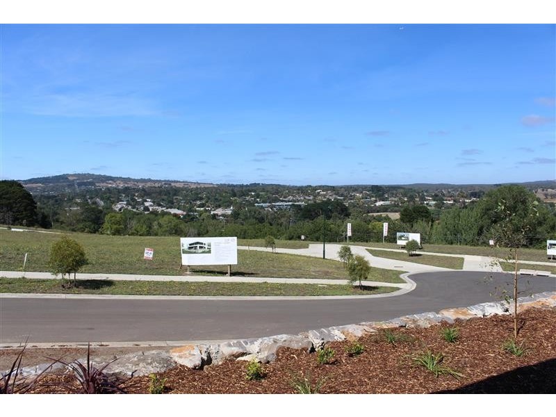 13 The Boomerang, Gisborne VIC 3437