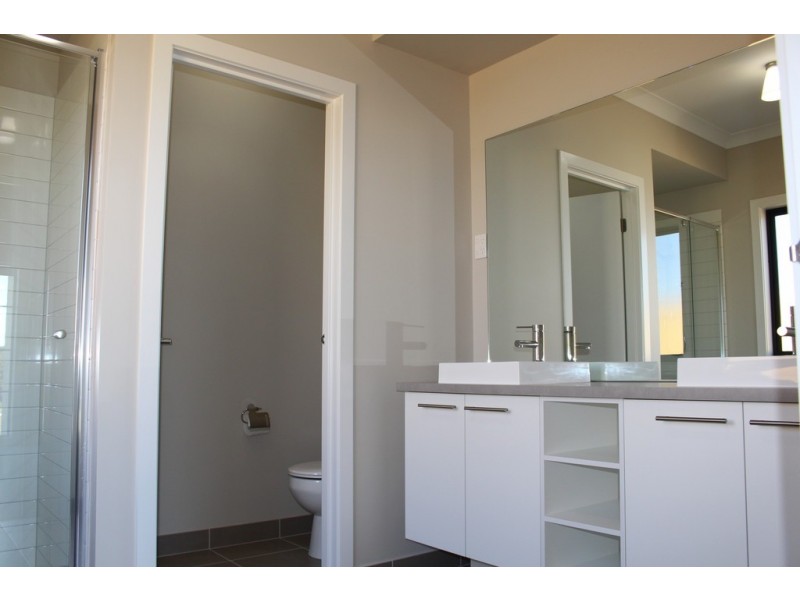 13 The Boomerang, Gisborne VIC 3437