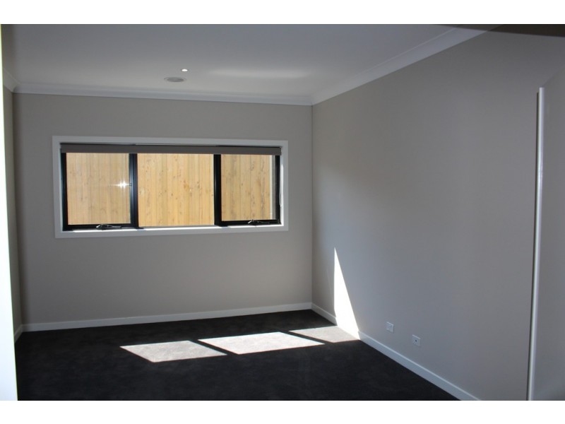 13 The Boomerang, Gisborne VIC 3437