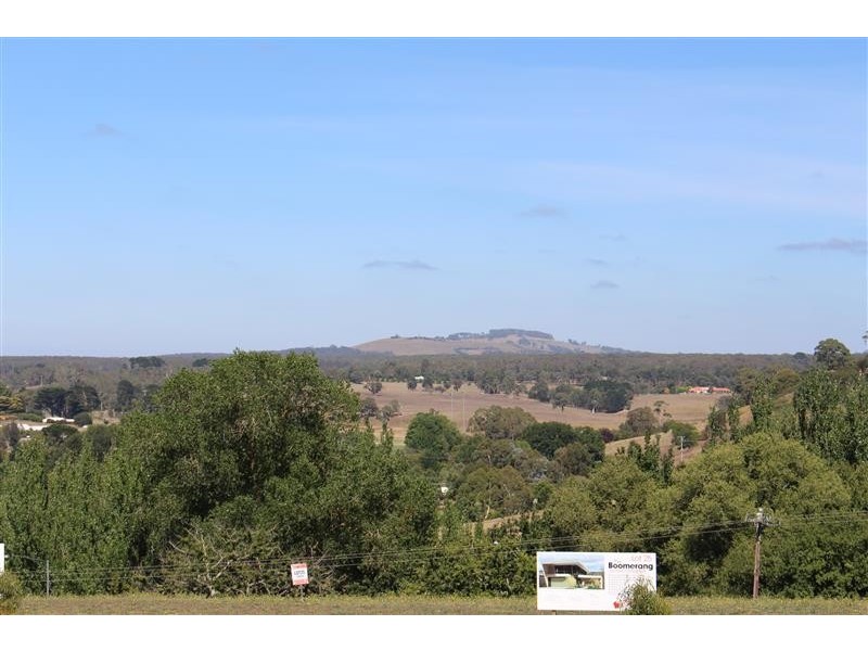 13 The Boomerang, Gisborne VIC 3437