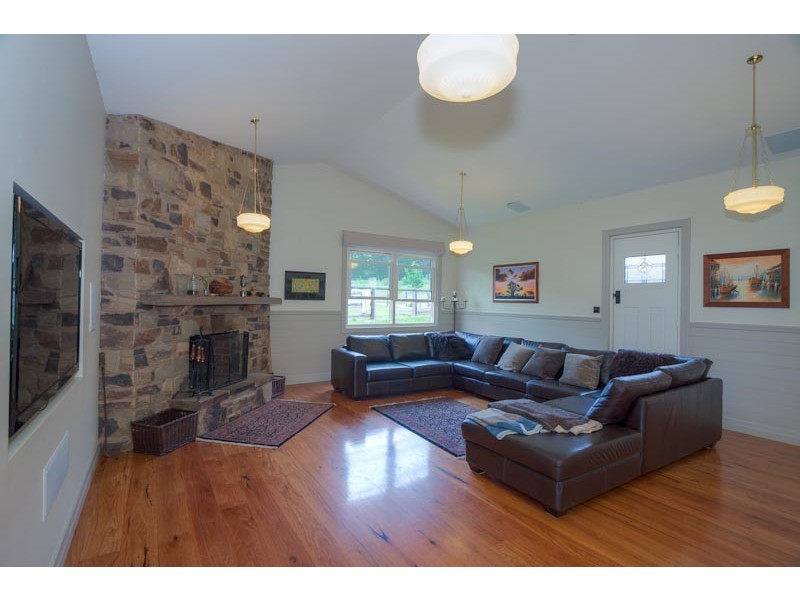 101 Mt. Gisborne Road, Gisborne VIC 3437