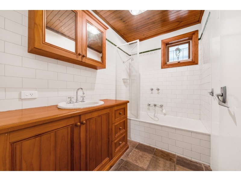 118 Peters Road, Gisborne VIC 3437