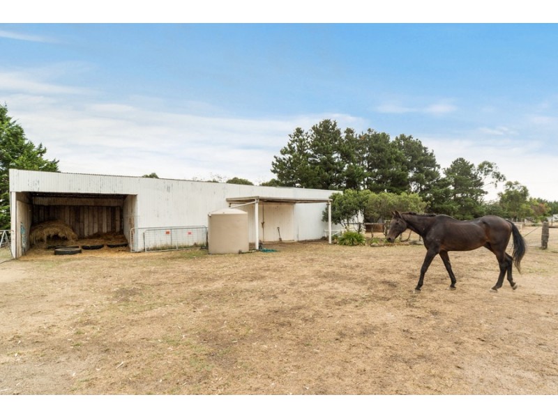 118 Peters Road, Gisborne VIC 3437