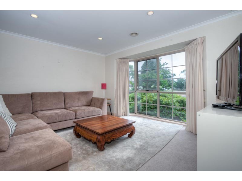 9 Landscape Close, Gisborne VIC 3437