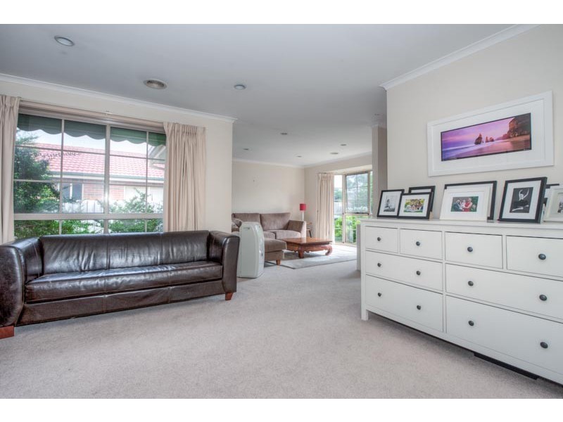 9 Landscape Close, Gisborne VIC 3437