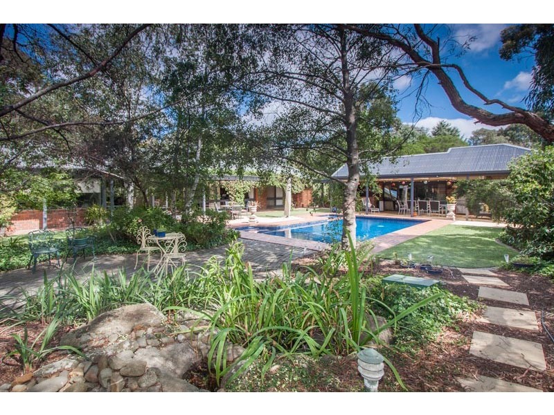 55 Fersfield Road, Gisborne VIC 3437