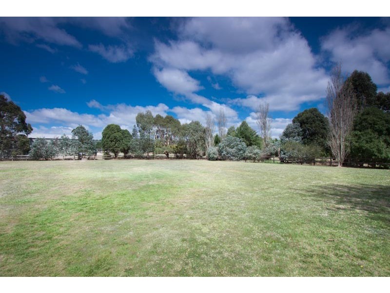 55 Fersfield Road, Gisborne VIC 3437