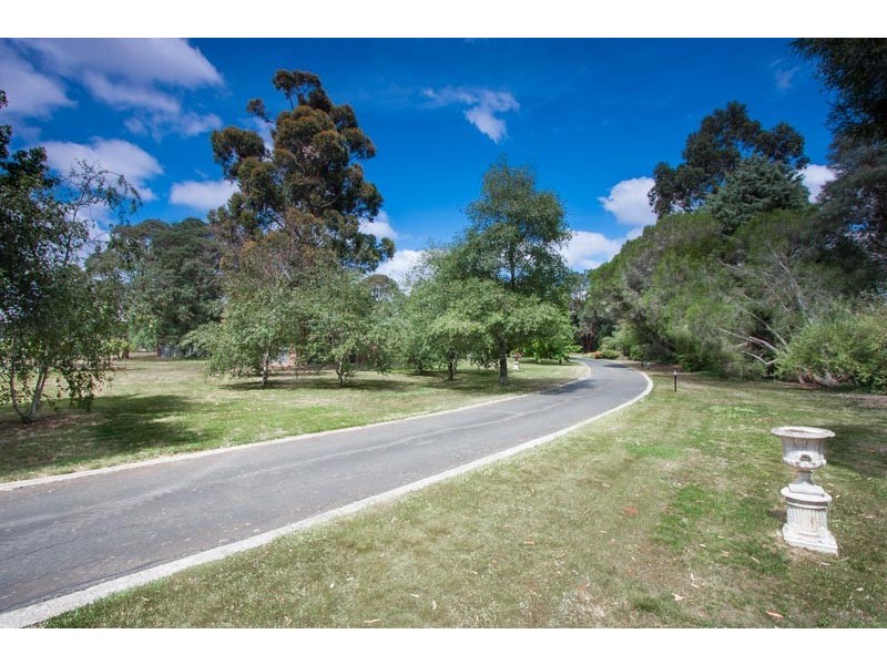 55 Fersfield Road, Gisborne VIC 3437