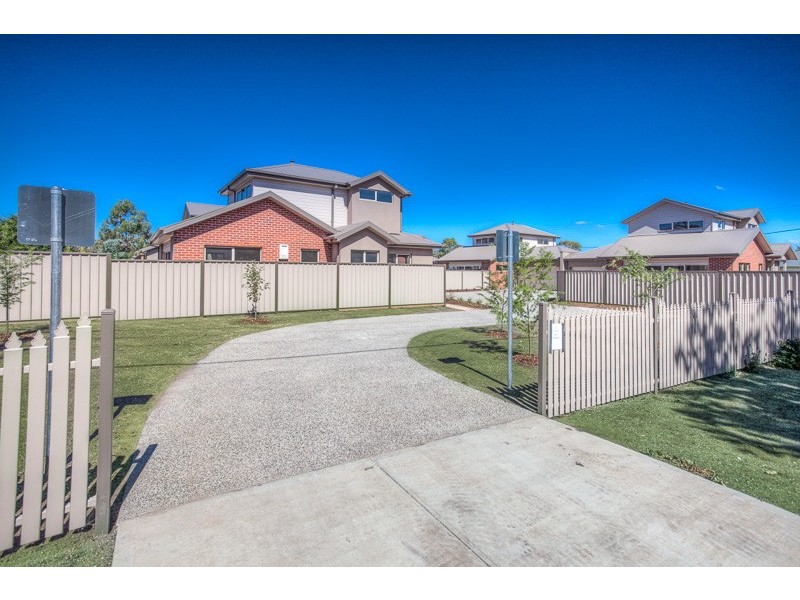 Unit 10, 96 Station Road, Gisborne VIC 3437