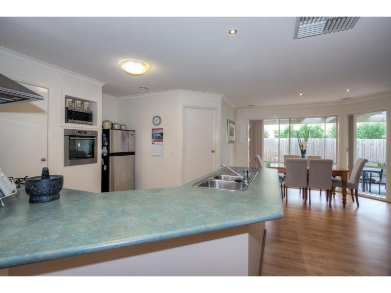 10 Galilee Court, New Gisborne VIC 3438