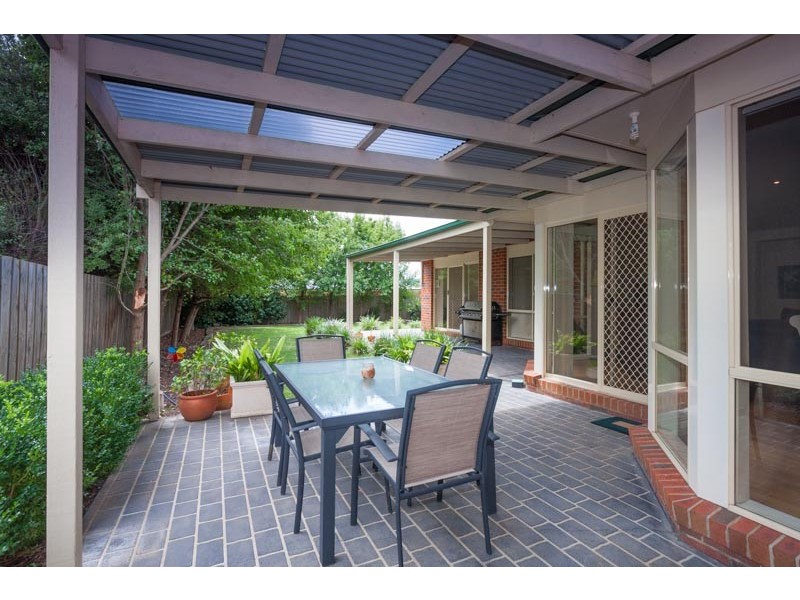 10 Galilee Court, New Gisborne VIC 3438
