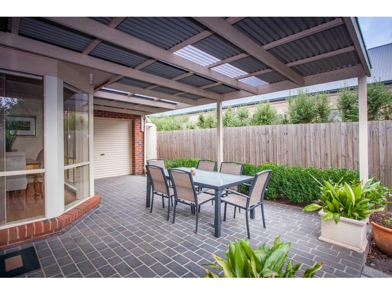 10 Galilee Court, New Gisborne VIC 3438
