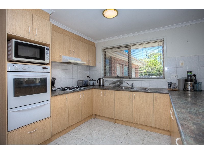 2 Sunny Park Close, Gisborne VIC 3437