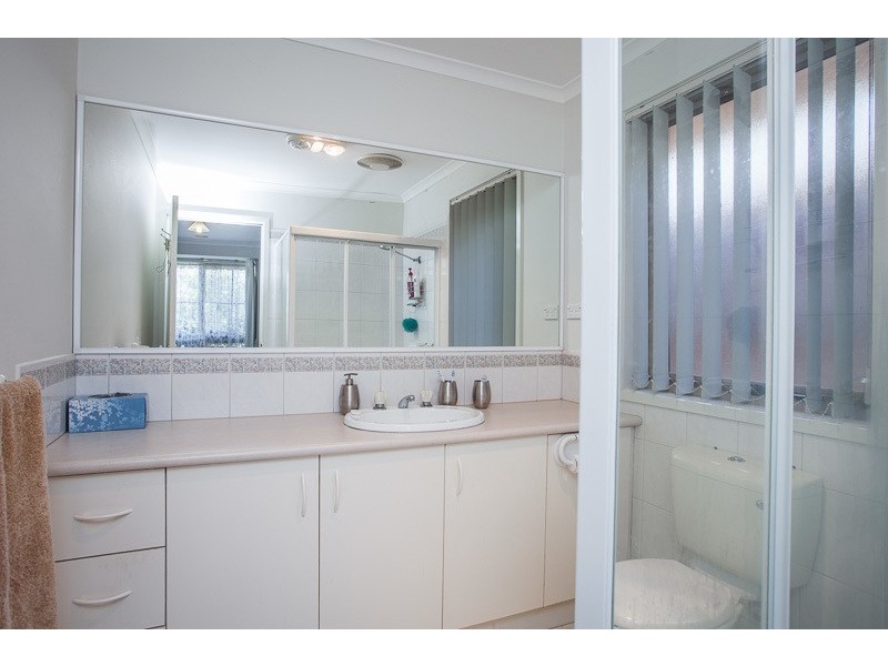 2 Sunny Park Close, Gisborne VIC 3437