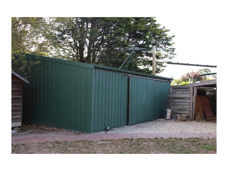 5 Railton Crt, Gisborne VIC 3437