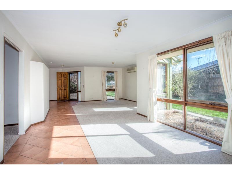 11 Carnegie Court, Gisborne VIC 3437