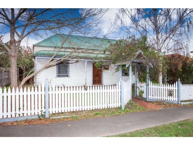 56 Aitken Street, Gisborne VIC 3437