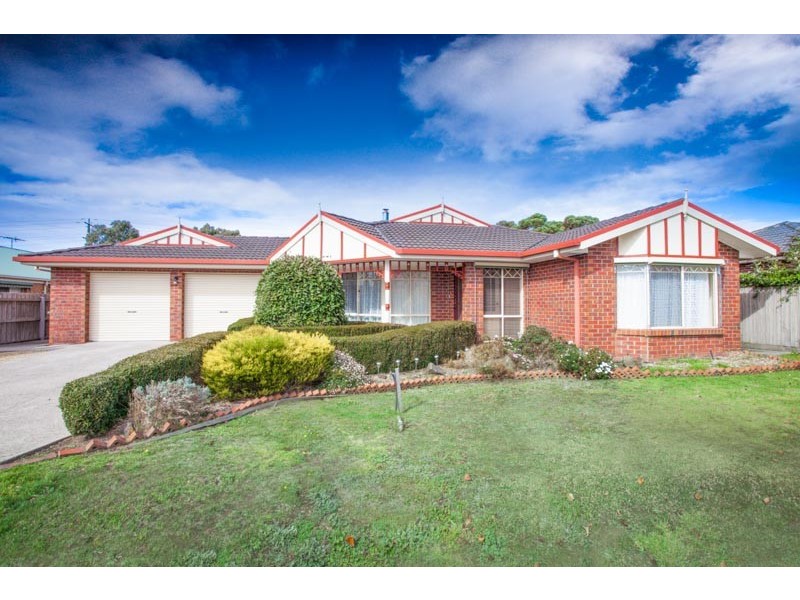 14 Kiwi Court, New Gisborne VIC 3438