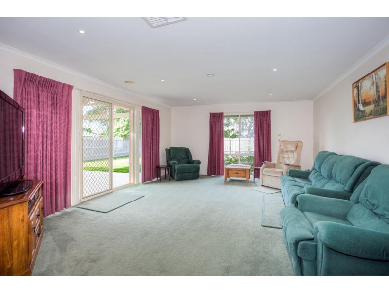 14 Kiwi Court, New Gisborne VIC 3438