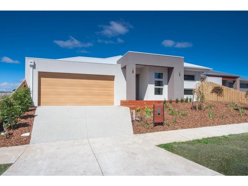 41 Coop Drive, Gisborne VIC 3437