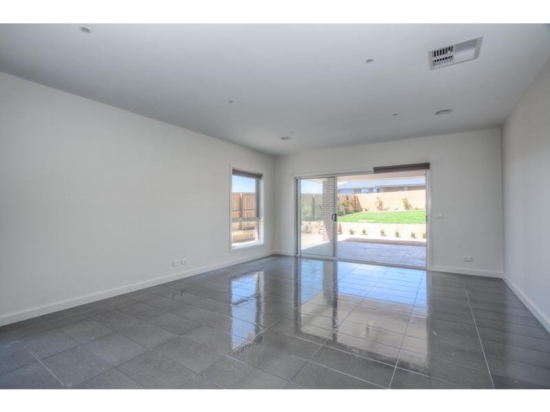 41 Coop Drive, Gisborne VIC 3437