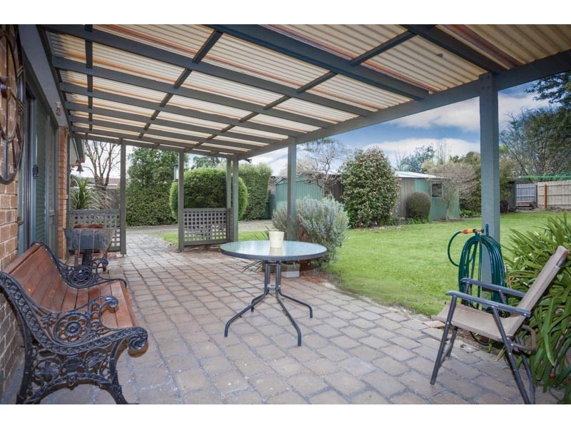 21 Worcester Road, Gisborne VIC 3437