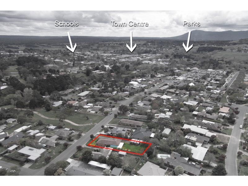 21 Worcester Road, Gisborne VIC 3437