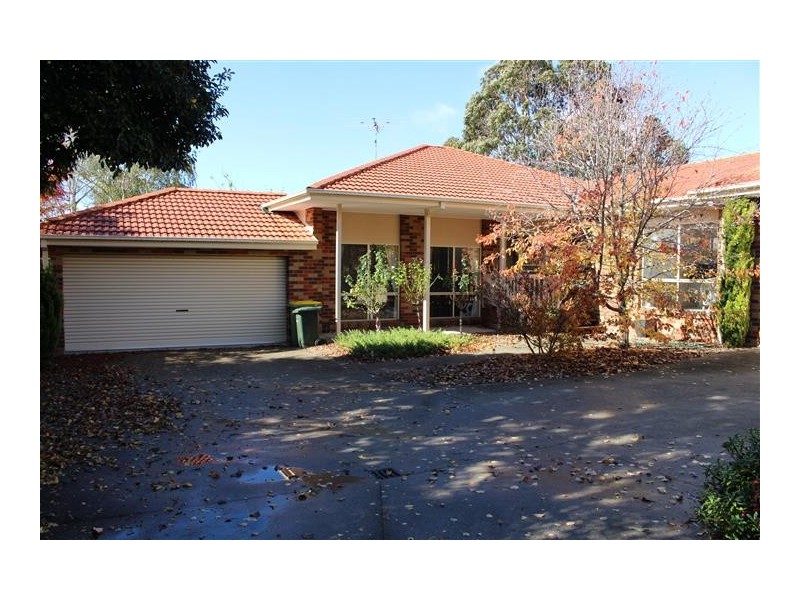 2/29 Prince Street, Gisborne VIC 3437