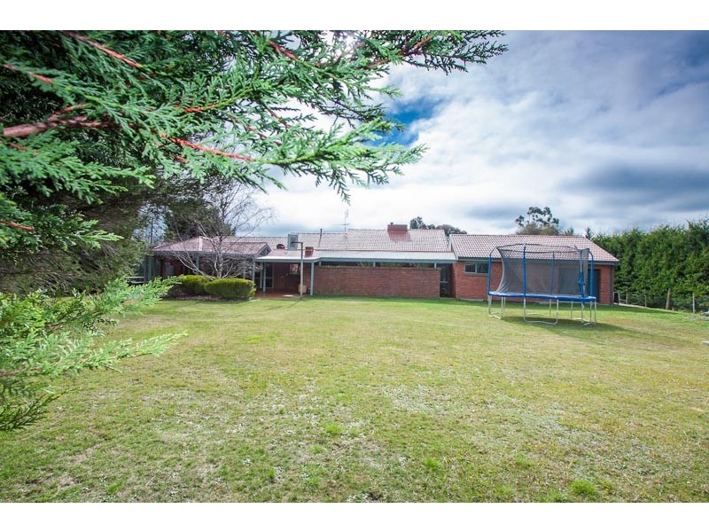 21 Skyline Drive, Gisborne VIC 3437