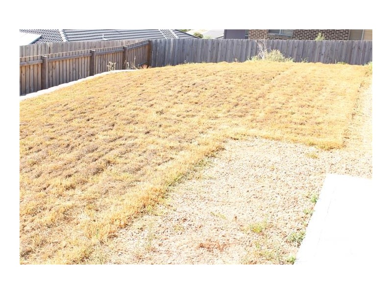 21 Glastonbury Drive, Sunbury VIC 3429