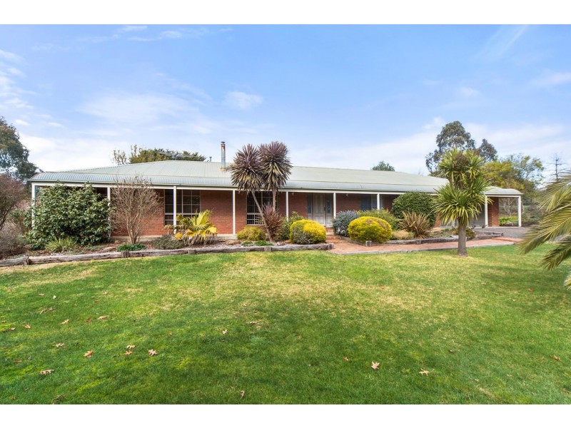 3 Sorrent Court, Gisborne VIC 3437