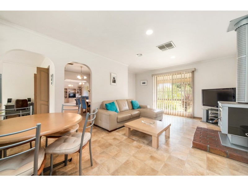 3 Sorrent Court, Gisborne VIC 3437