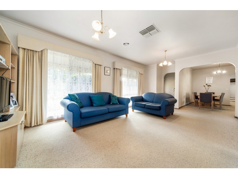 3 Sorrent Court, Gisborne VIC 3437