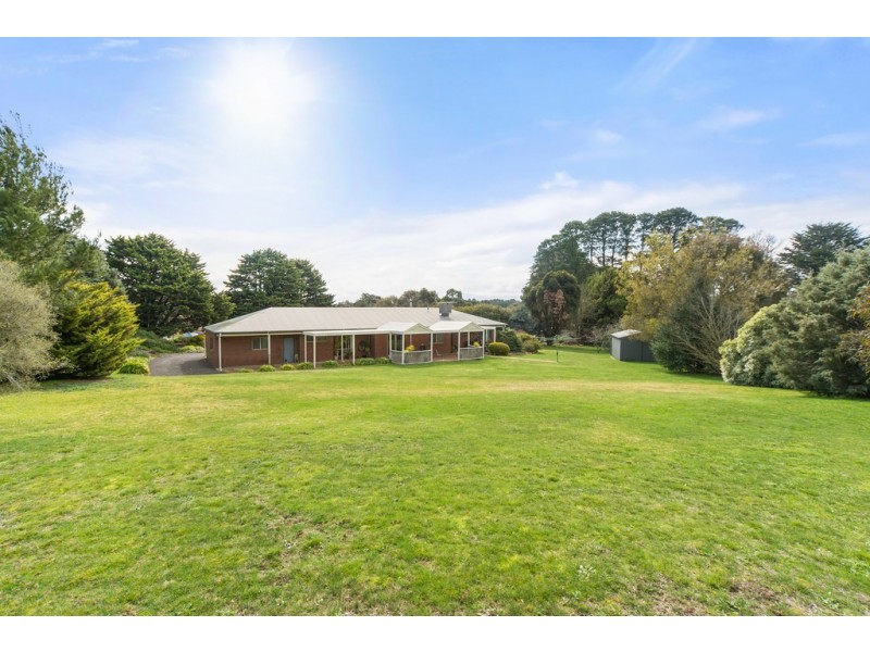 3 Sorrent Court, Gisborne VIC 3437