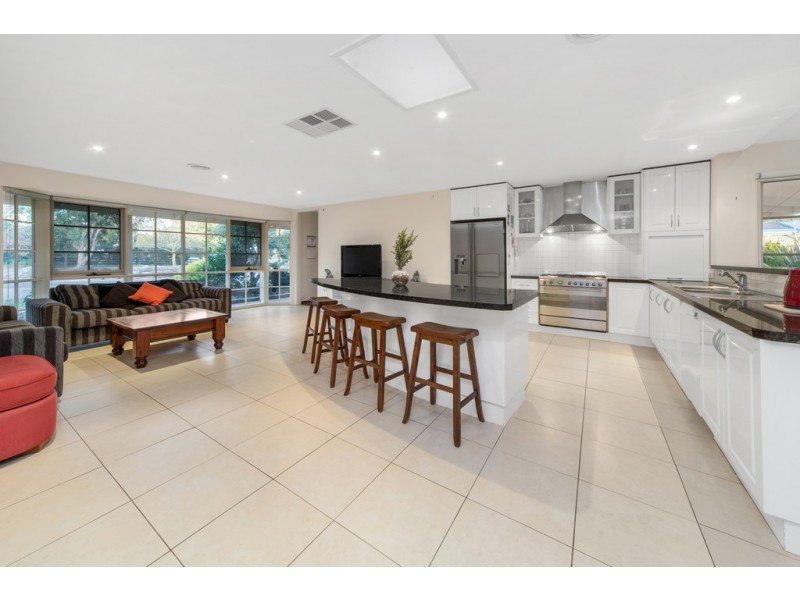 136 Tweddle Road, Gisborne South VIC 3437