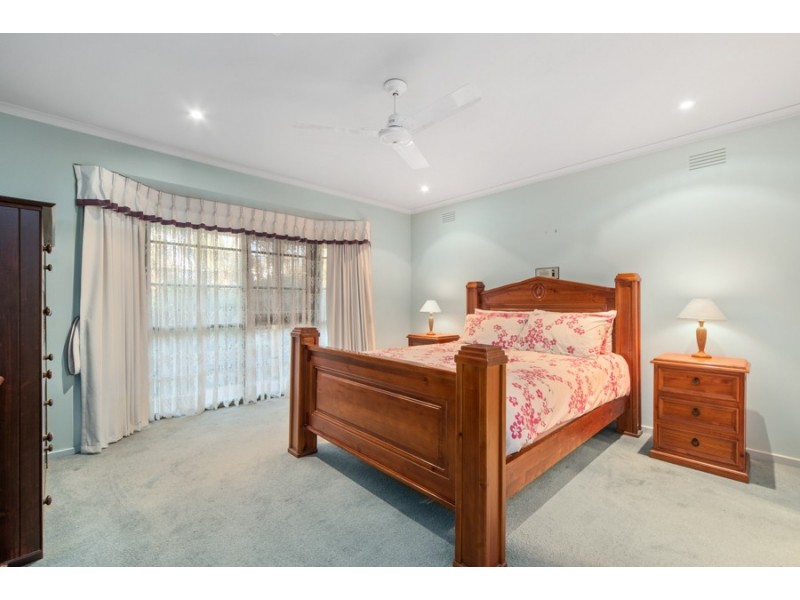 136 Tweddle Road, Gisborne South VIC 3437