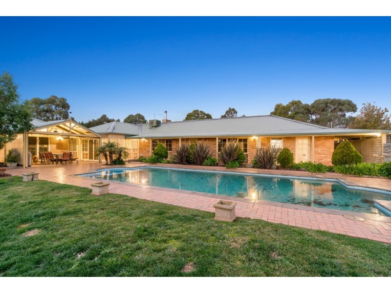 136 Tweddle Road, Gisborne South VIC 3437