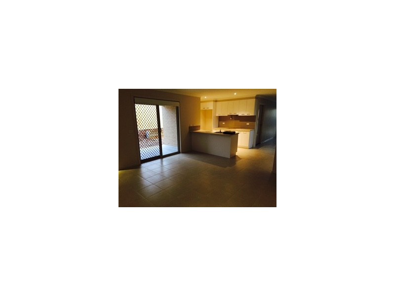 17 Glastonbury Drive, Sunbury VIC 3429