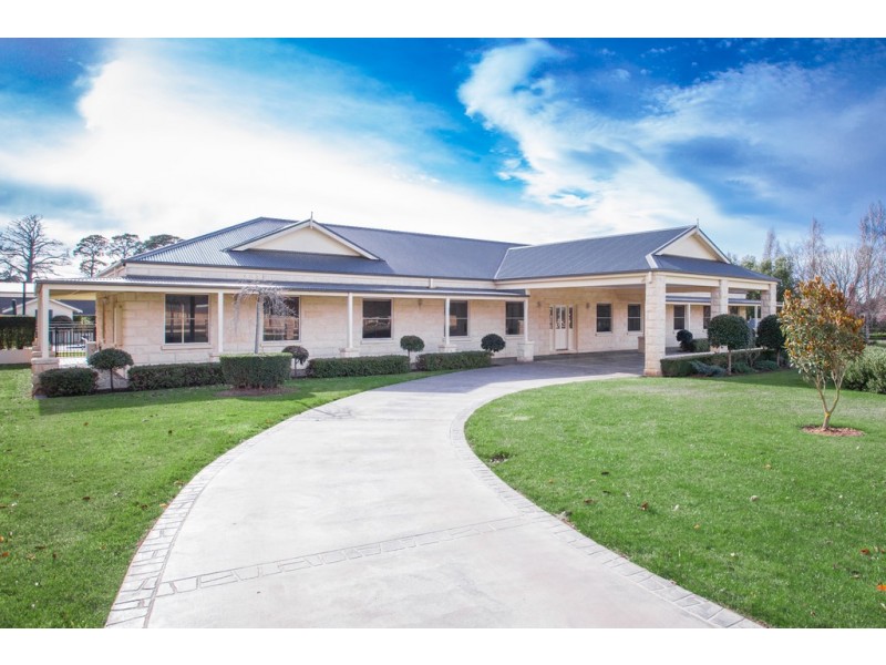 60 Willowbank Road, Gisborne VIC 3437