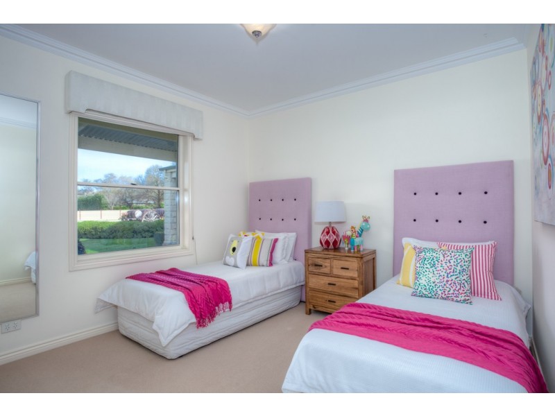 60 Willowbank Road, Gisborne VIC 3437