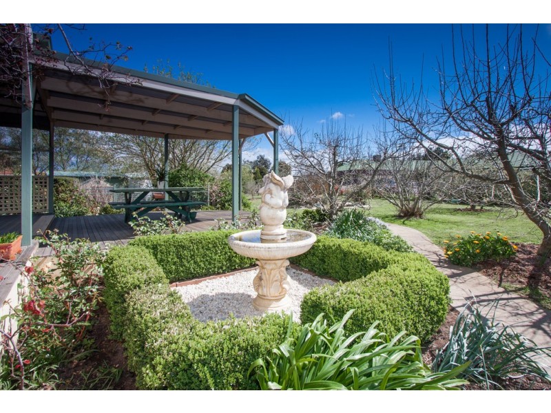1 Aurora Close, Gisborne VIC 3437