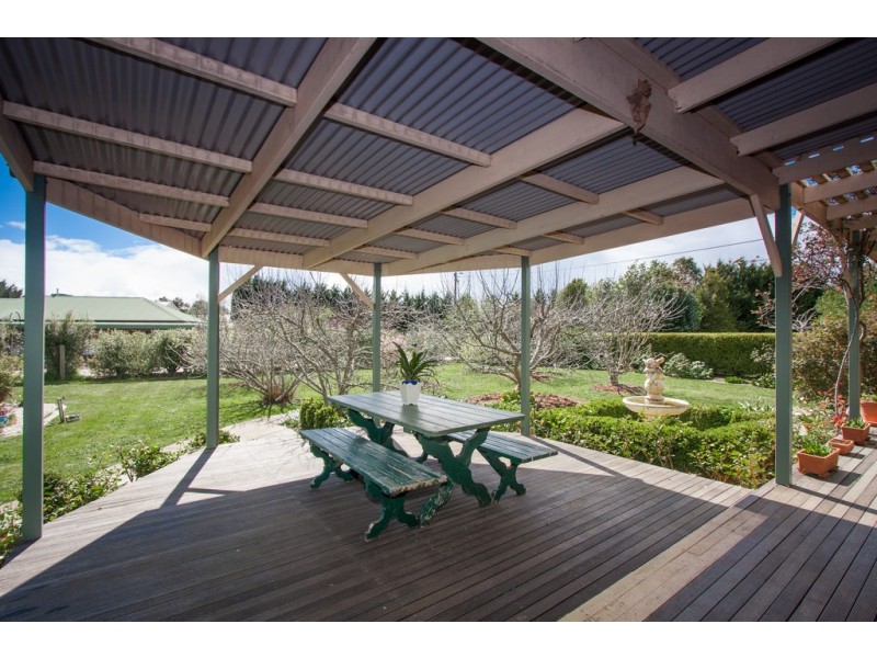 1 Aurora Close, Gisborne VIC 3437